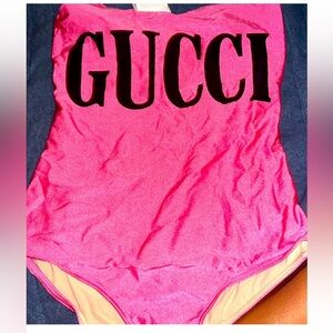SEXY GORGEOUS BRIGHT PINK GUCCI SWIMSUIT 🩱